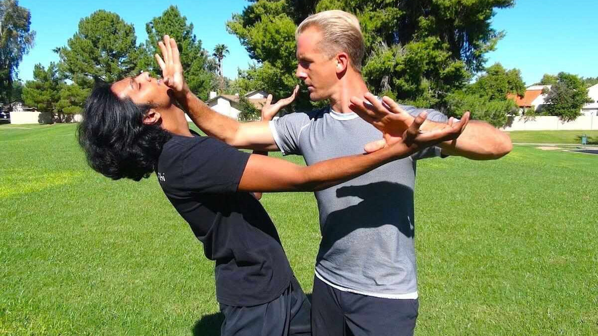 Top 15 Signs Your Martial Arts Teacher Is Fake - Dynasty Clothing MMA