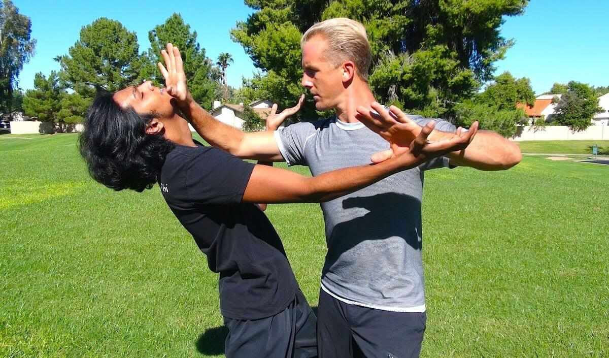 Top 15 Signs Your Martial Arts Teacher Is Fake - Dynasty Clothing MMA